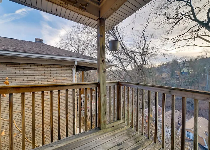 Balcony & Workspace! 5 Mi To Dtwn Pittsburgh